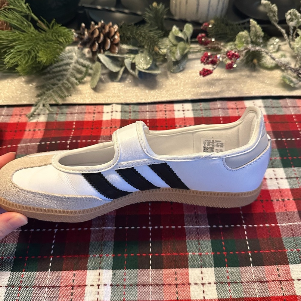 Adidas Samba Janes - White and Tan Flats with Black Stripes - Picture 5 of 14